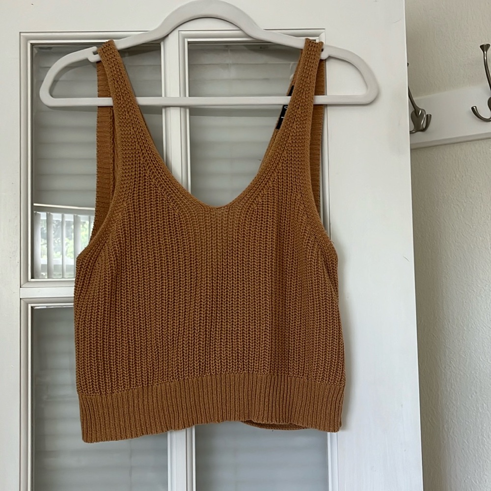 Lulu’s tan/ beige twist back sweater tank